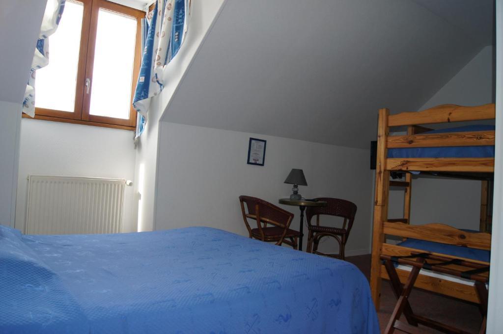 Aux Trois Jean Hotell Le Crotoy Rum bild