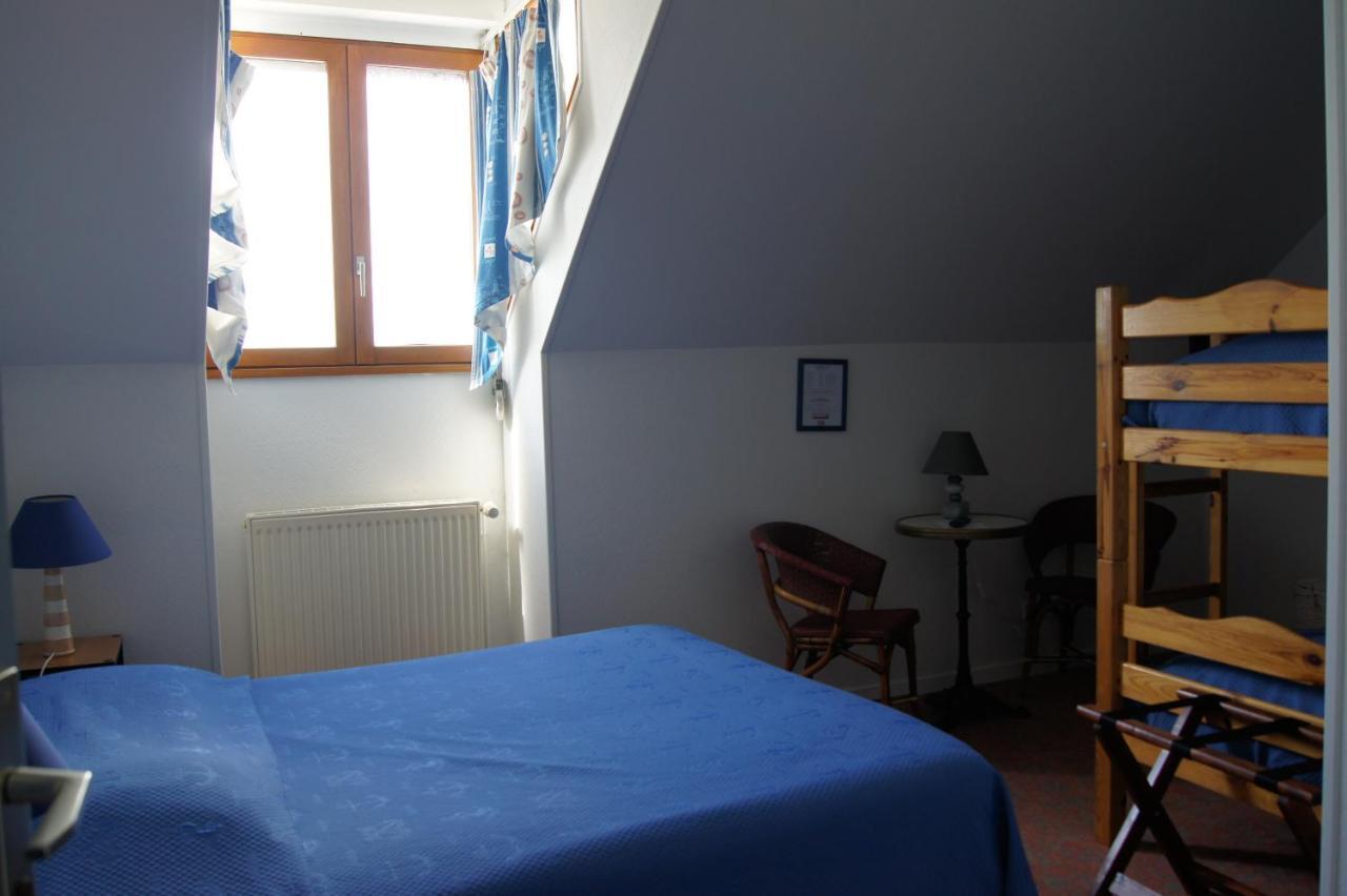 Aux Trois Jean Hotell Le Crotoy Rum bild